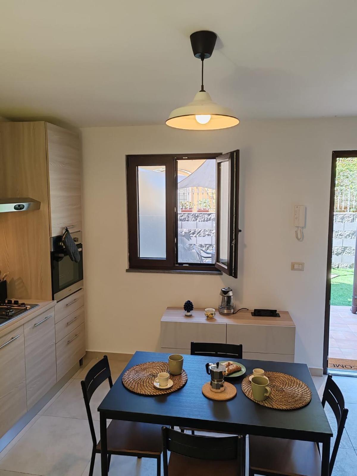 Villa Etna Garden House: Oasis In The Heart Of Aeroporto di Catania Fontana Rossa Esterno foto