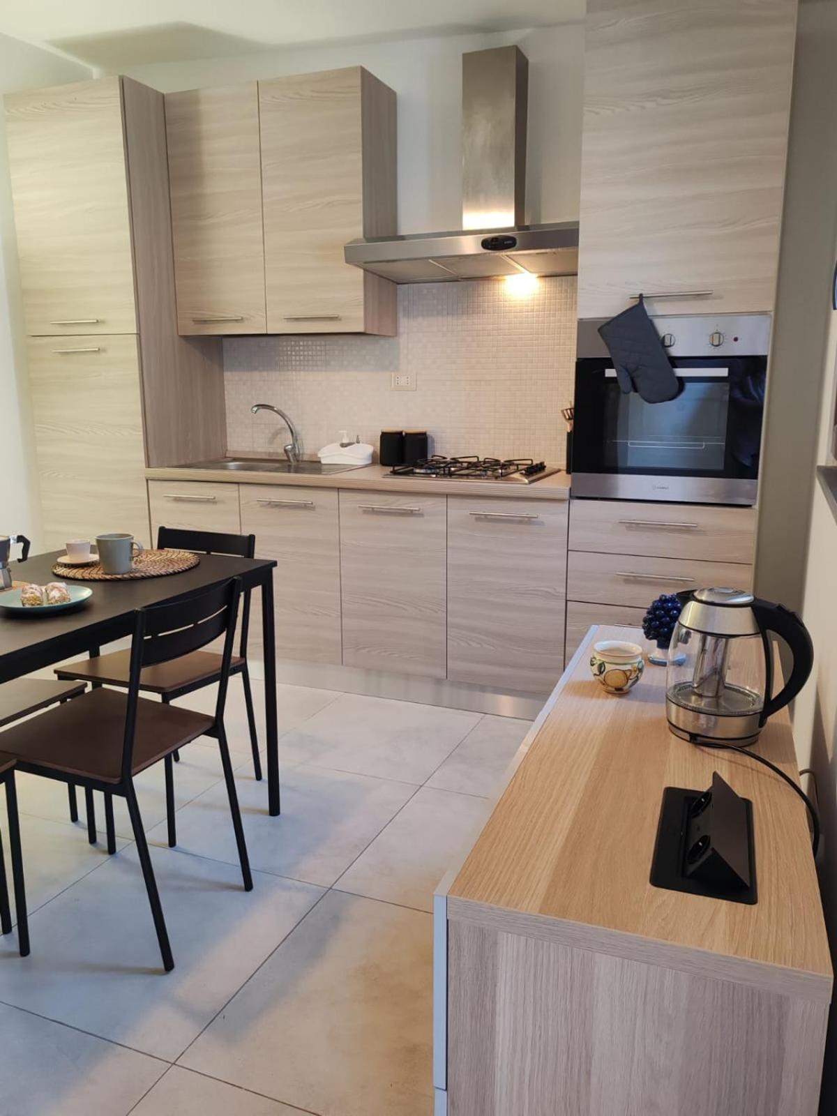 Villa Etna Garden House: Oasis In The Heart Of Aeroporto di Catania Fontana Rossa Esterno foto