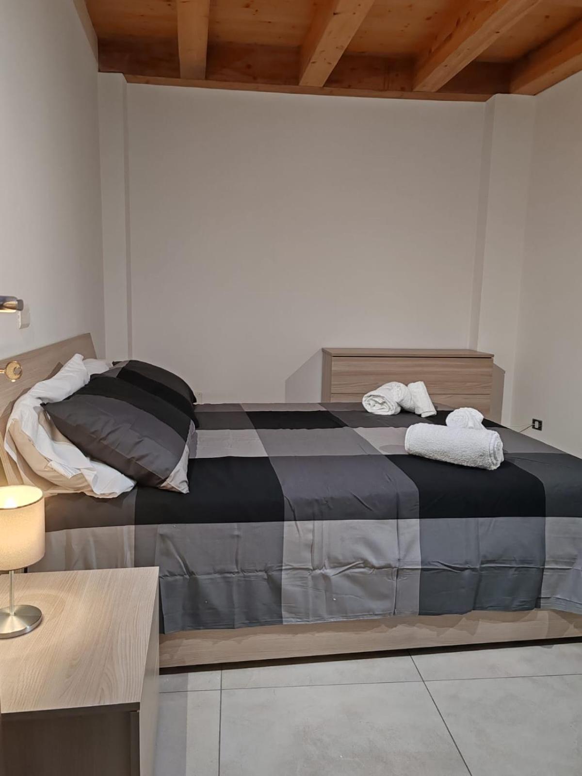Villa Etna Garden House: Oasis In The Heart Of Aeroporto di Catania Fontana Rossa Esterno foto